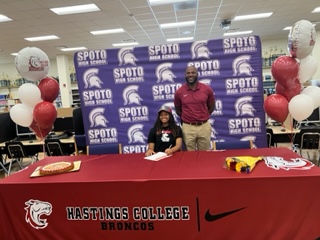 College Signings - Amaya Barnes